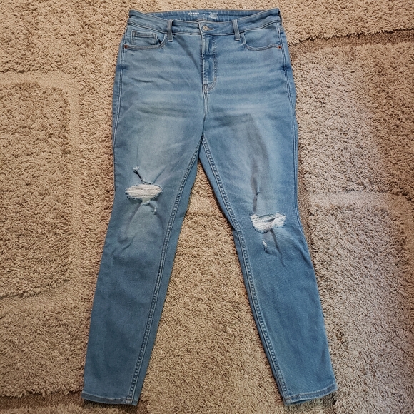 Old Navy Rock Star Extra High-Rise Super Skinny Distressed Jeans Medium Wash - Picture 2 of 10